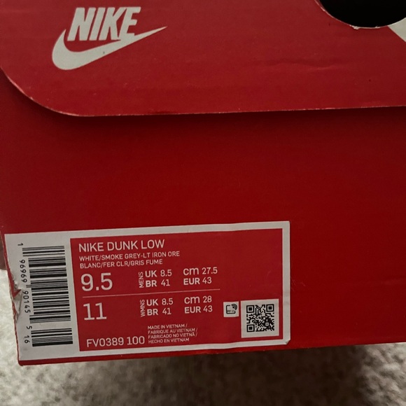 Nike Dunks - Picture 8 of 8